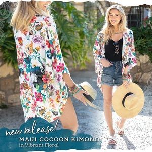 Grace & Lace Maui Cocoon Kimono Floral L/XL